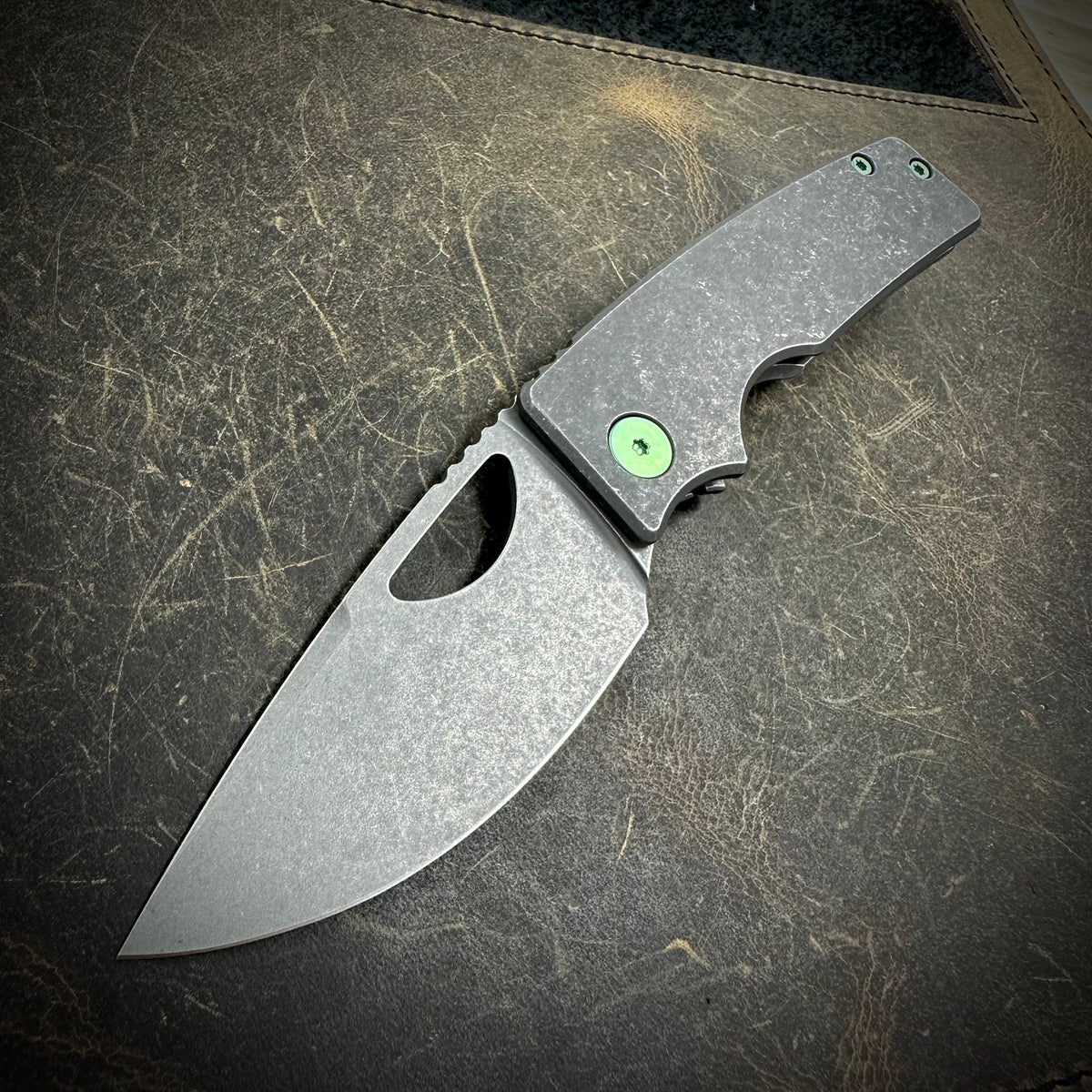 Standard Size Roosevelt - Smooth scales, Angle Milled Clip, XHP Blade ...