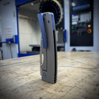 Roosevelt XL - Vanax Blade, Angled Milling, Blue Accents