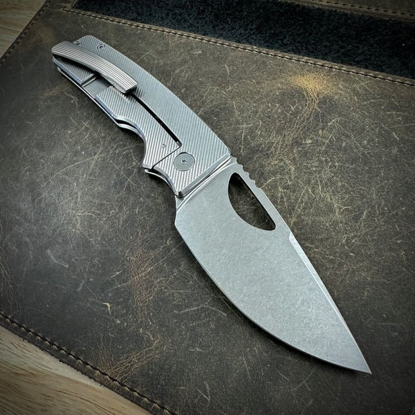 Roosevelt XL - Angled Milling, XHP Blade, all Stonewashed Finish